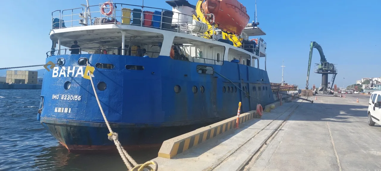 M/V Bahar — 3,000 mt of corn, photo 3