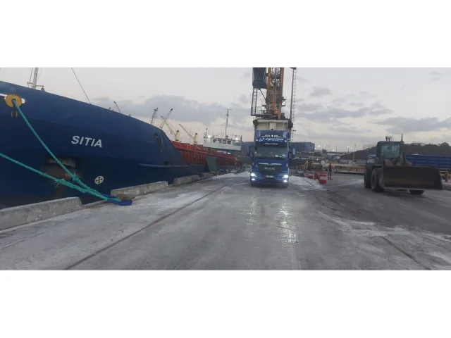 M/V Sitia — 3,000 mt of raw salt in bulk